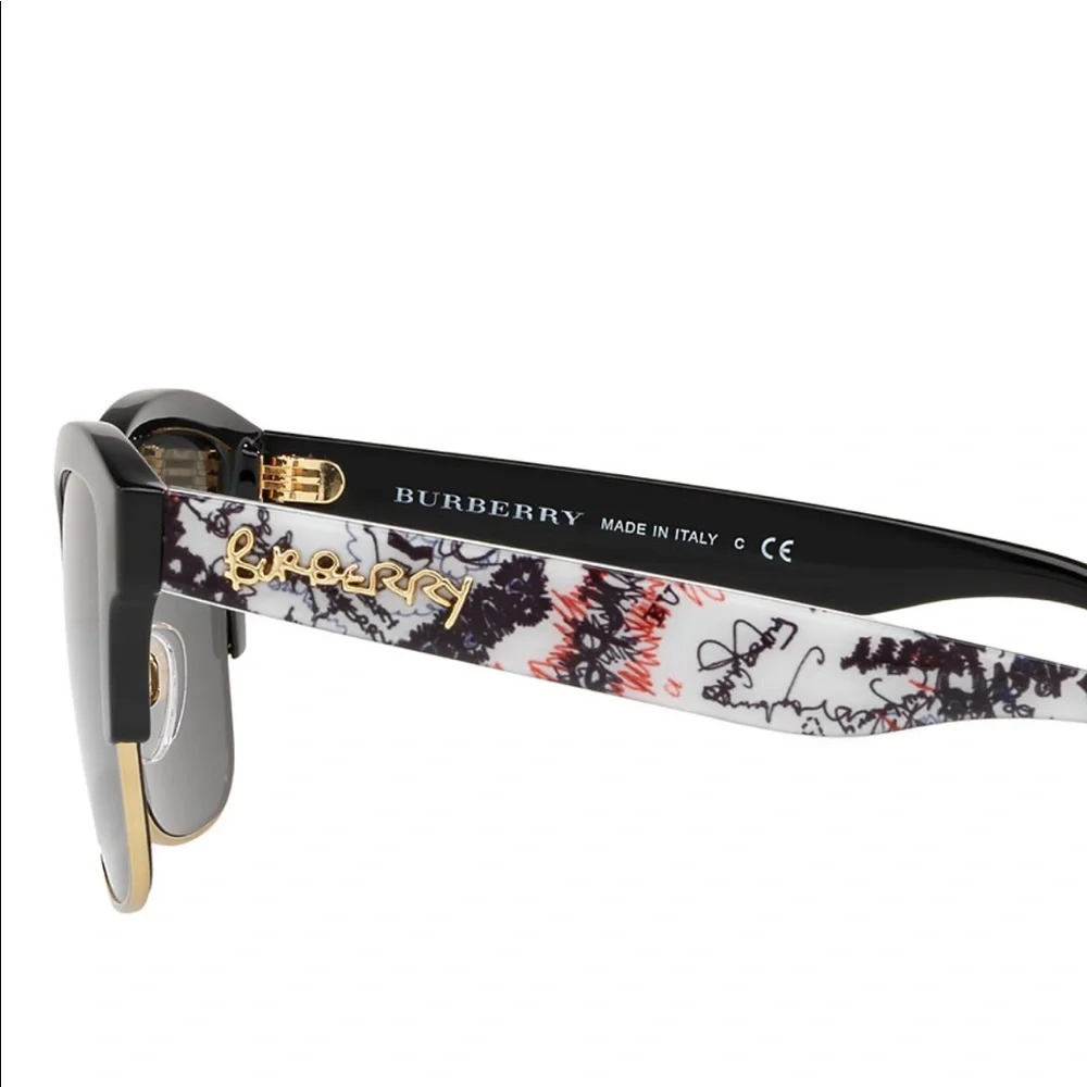 NWT Authentic Burberry Sunglasses. Made in Italy❤️ - Picture 5 of 9